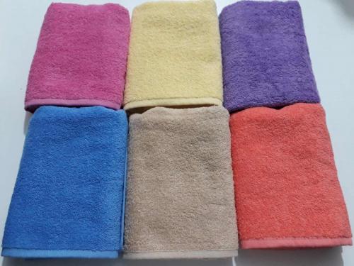 Toptan El Havlusu Karışık Renkli 50x90cm  ( 1 Adet Toptan Satış Fiyatı ) 